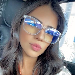 Meet your Posher, Brittanie